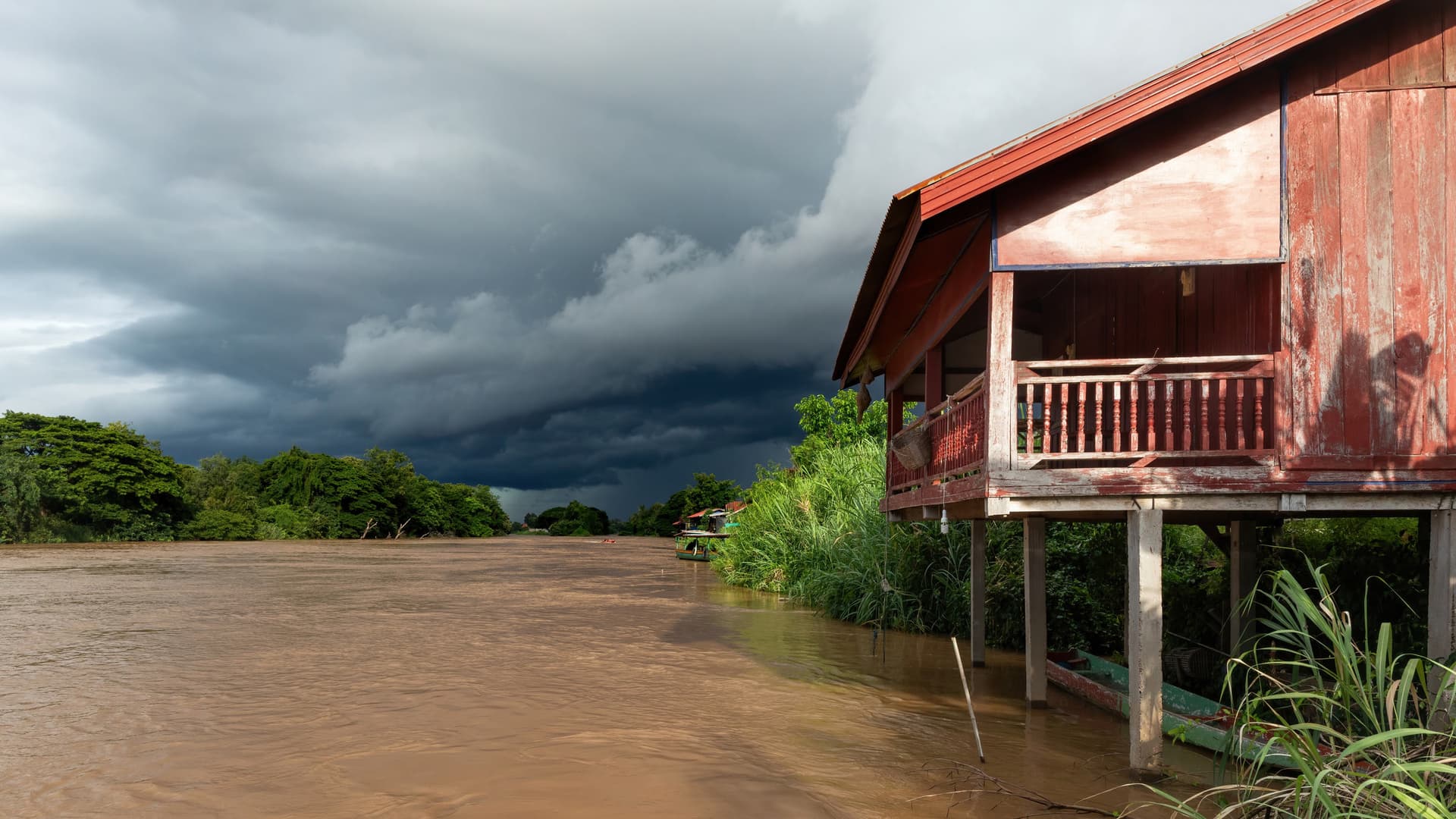 Can you insure a house in Laos?